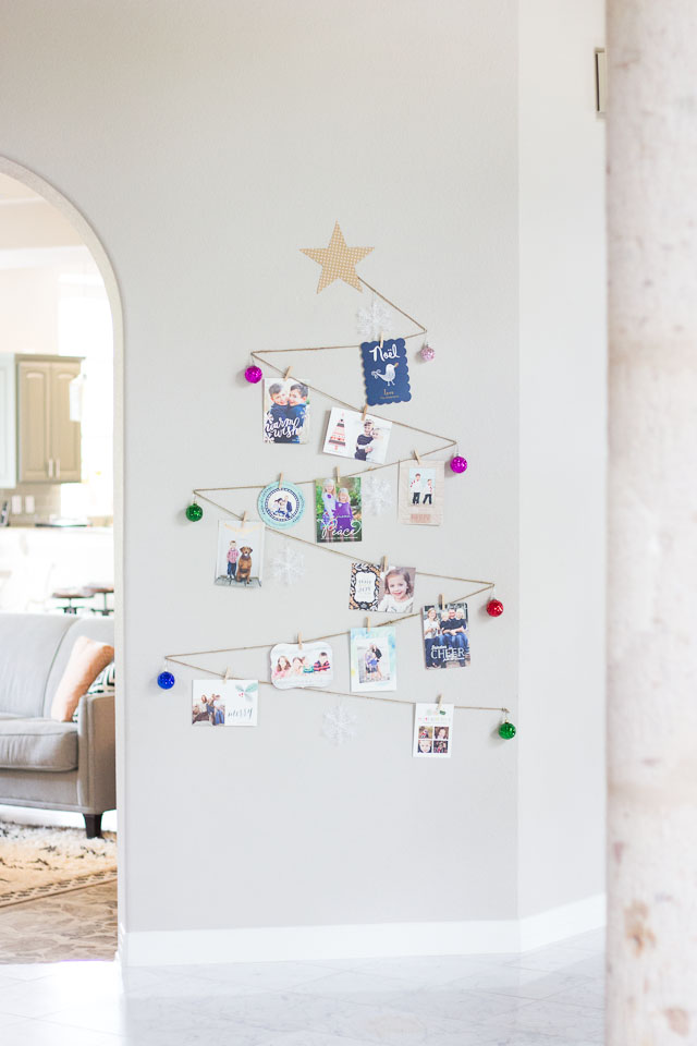 20 Creative Ways To Display Your Christmas Cards   Sample14 