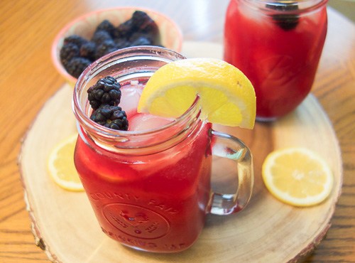 blueberry lemonade